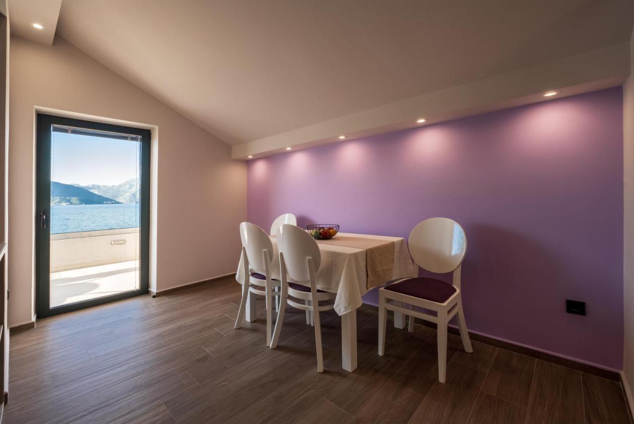 Apartments Ponta Krasici ติวัต ภายนอก รูปภาพ